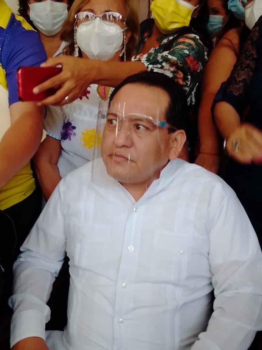 Oliver Olmos ya es candidato a la alcaldía de Veracruz