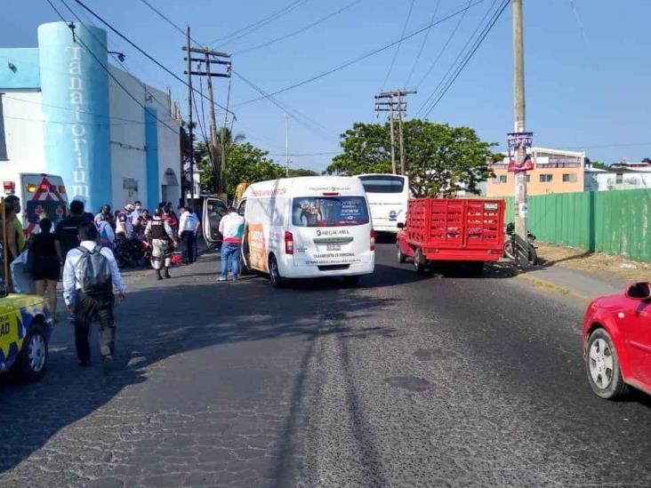 Se registra accidente en calles de Veracruz; deja un motociclista herido