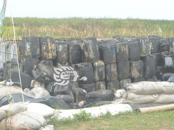 Depósito de crudo, una bomba de tiempo en carretera Coatza-Mina