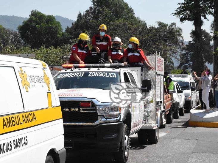 Mezhua ni con agua quiere apoyar a Bomberos  de Zongolica