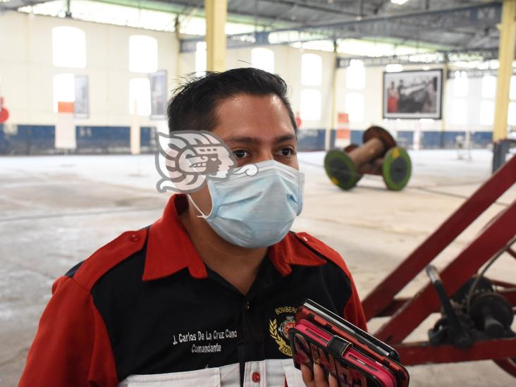 Mezhua ni con agua quiere apoyar a Bomberos  de Zongolica