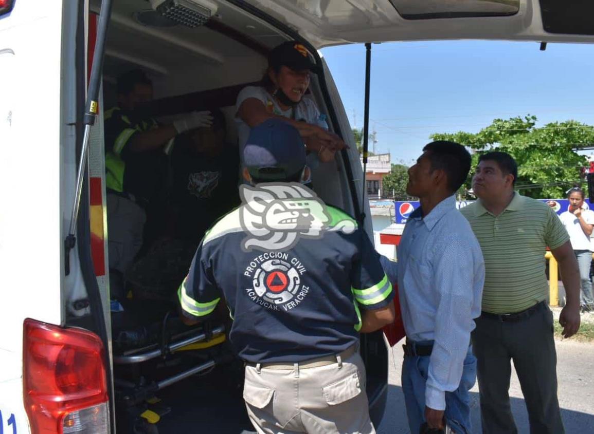 Subagente municipal provoca choque en Acayucan 