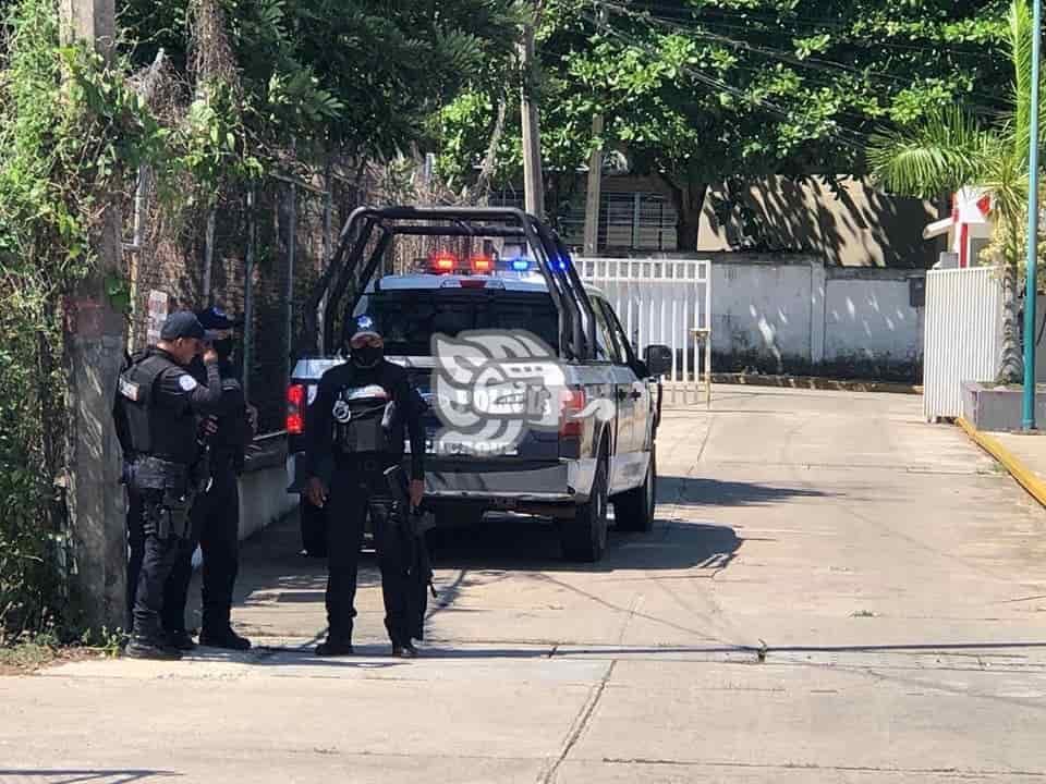 Machetean a presunto secuestrador en Cosoleacaque