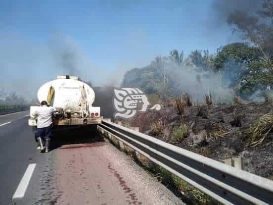 Las suradas y altas temperaturas desatan incendios en Cosoleacaque