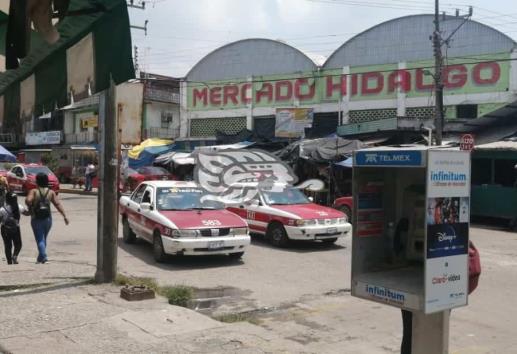 Fallas suministro eléctrico en colonias de Las Choapas