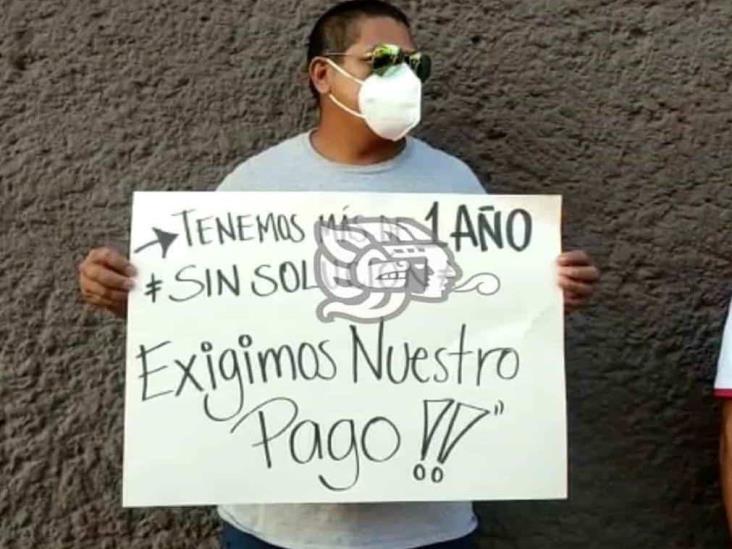 Trabajadores de Refinería se manifiestan; desde hace año y medio no les pagan