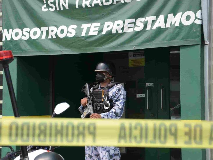 En Veracruz, asaltan con lujo de violencia casa de empeño