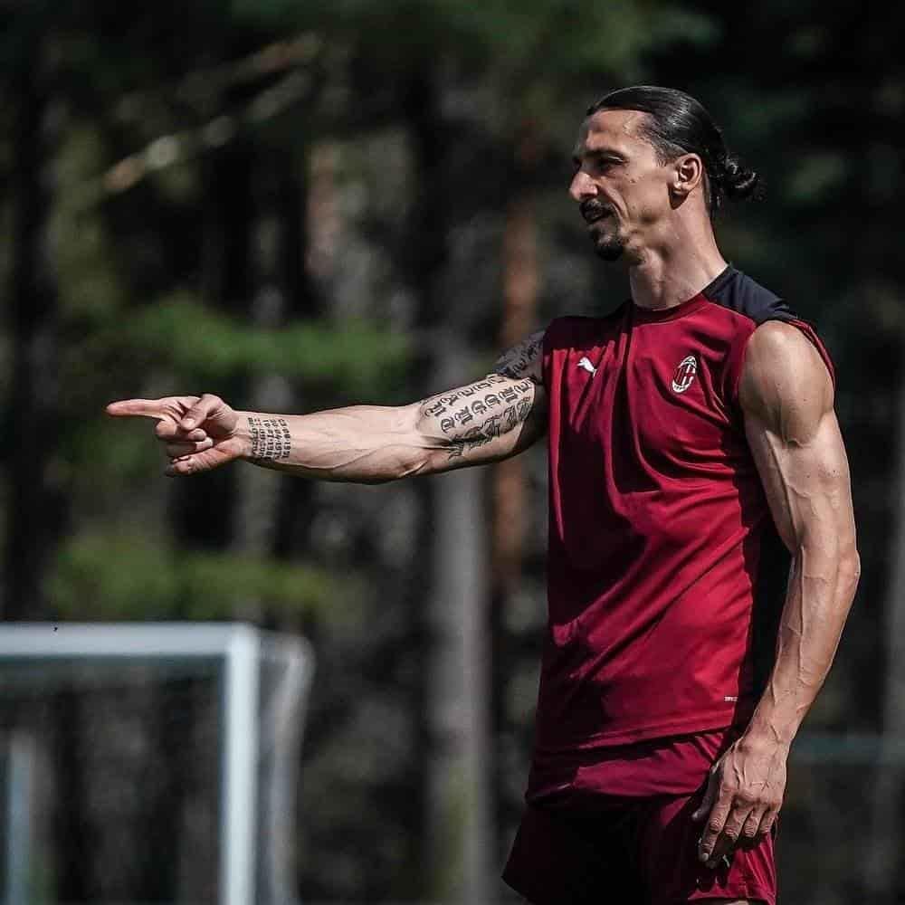 Hasta 3 años, Ibrahimovic podría ser suspendido por la FIFA