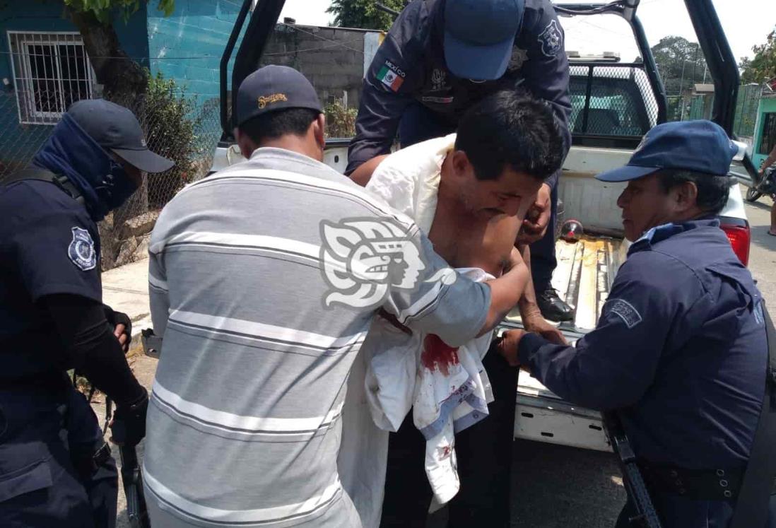 En intento de robo hieren con arma blanca a comerciante en Isla