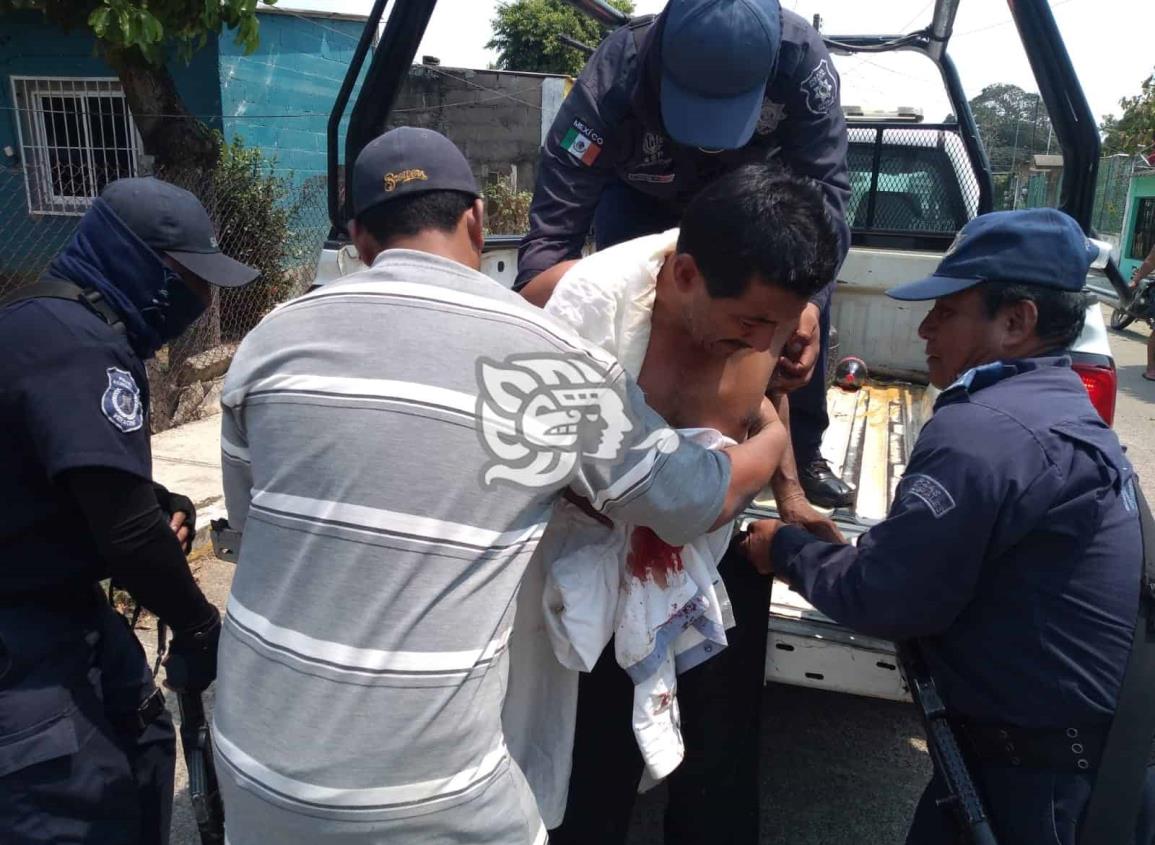 En intento de robo hieren con arma blanca a comerciante en Isla