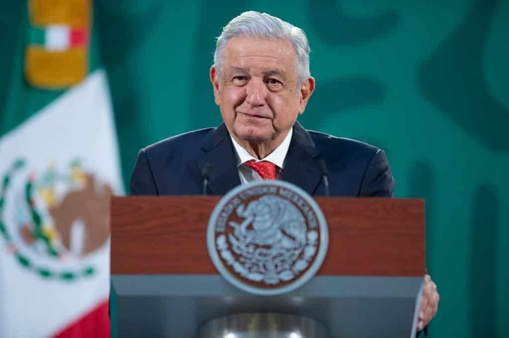 Con el voto se pueden vencer cacicazgos en Veracruz y en todo el país: AMLO