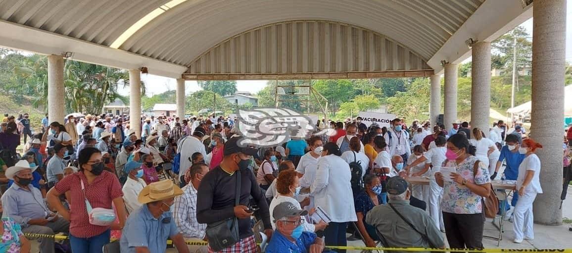 Bajo supervisión del alcalde culmina jornada de vacunación en zona rural