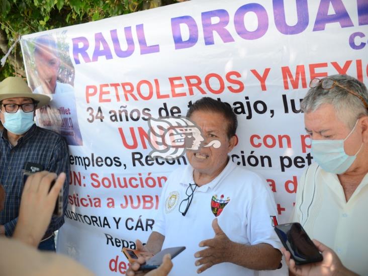 Jubilados exigen prestaciones; llaman a petroleros a sumarse