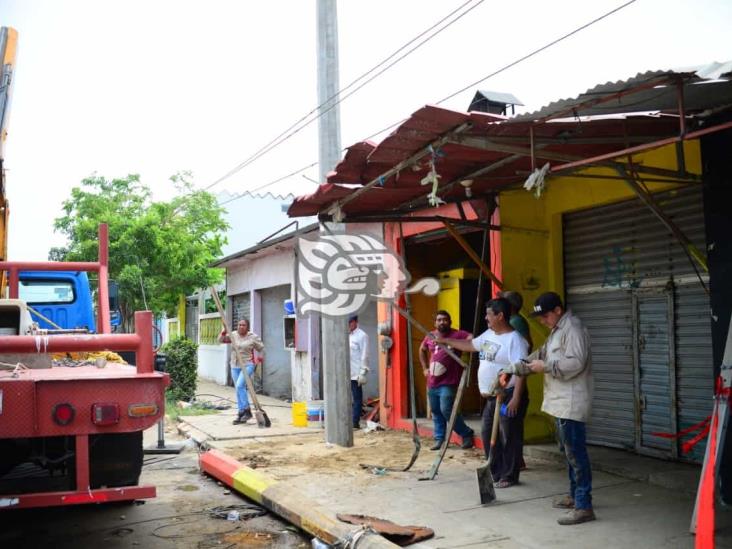 Ebrio transportista causa masivo apagón en Coatzacoalcos