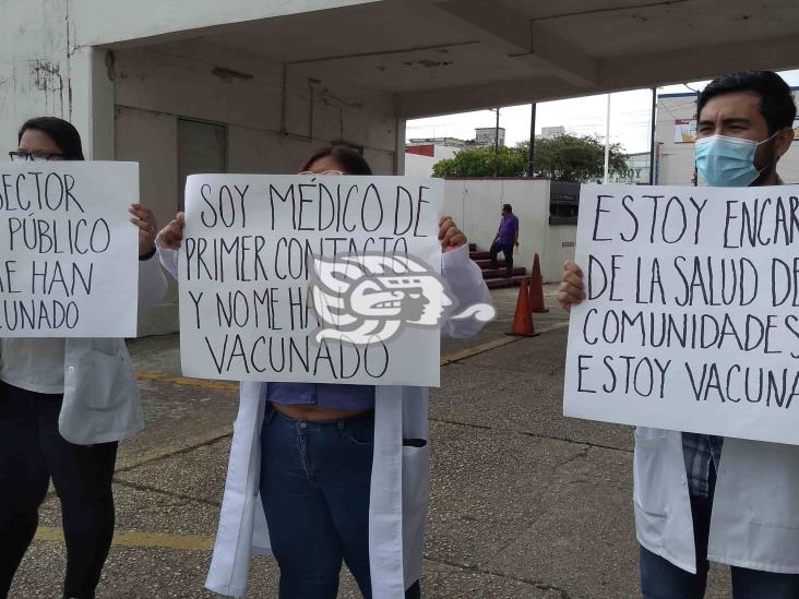 Personal de IMSS Bienestar se manifiestan por falta de vacunas anticovid