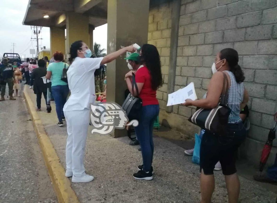 Maestros vacunados expresan anhelo de regresar a las aulas