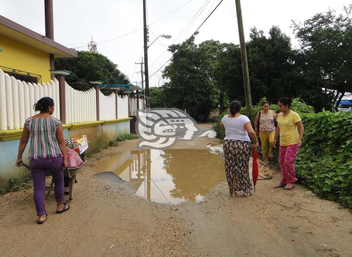 Se inquietan por abandono de obra Capoacán-Cinco de Mayo