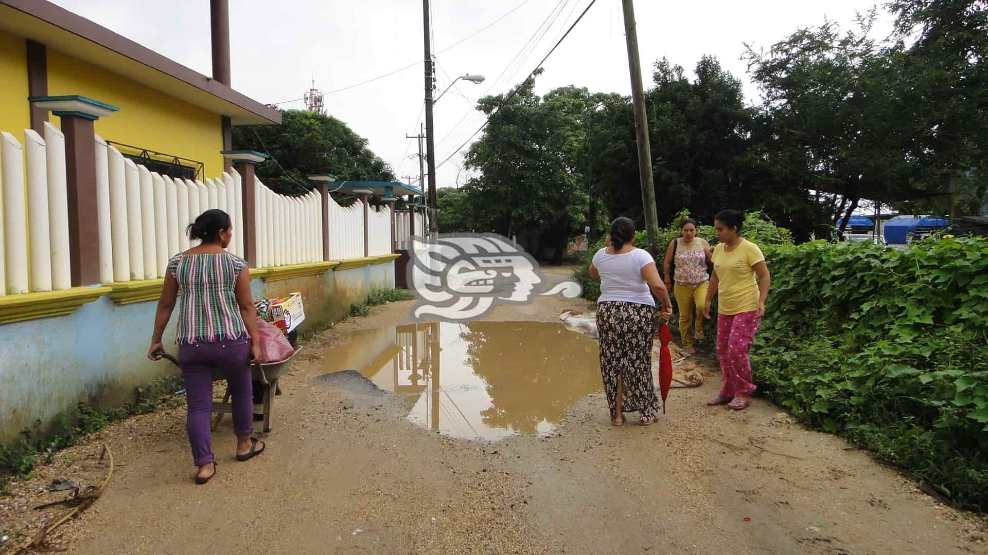 Se inquietan por abandono de obra Capoacán-Cinco de Mayo