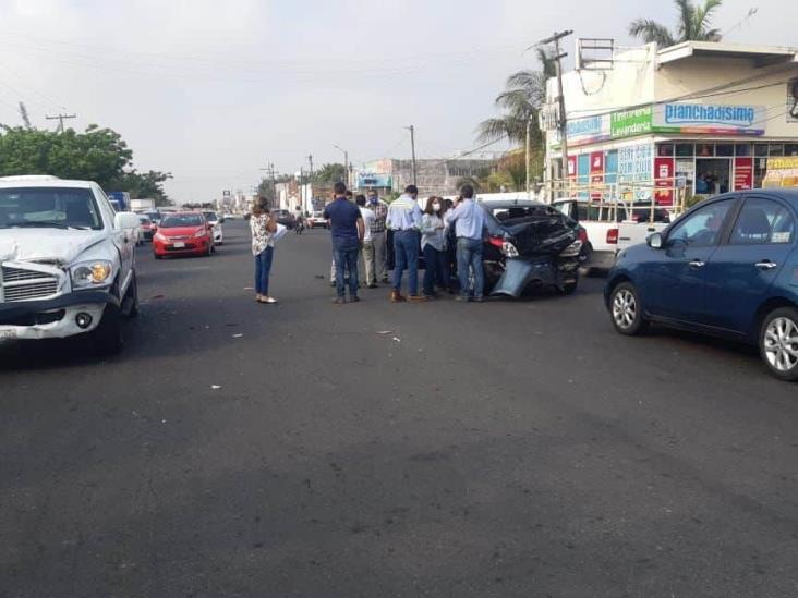 Se registra fuerte accidente en Veracruz; deja una persona herida