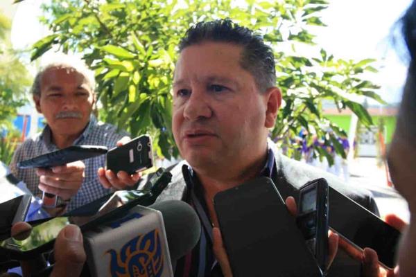 Va Víctor Castelán Crivelli por candidatura a alcaldía de Orizaba