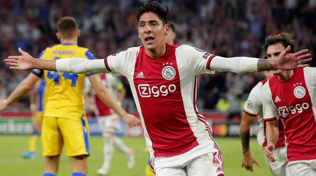 Afición del Ajax se rinde ante Edson Álvarez y le dedica cántico