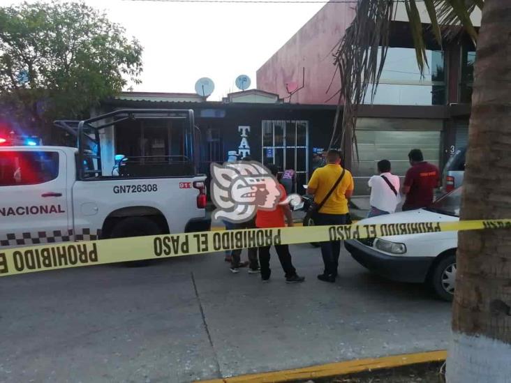 Ejecutan a tatuador en su estudio en la Olmeca de Coatzacoalcos