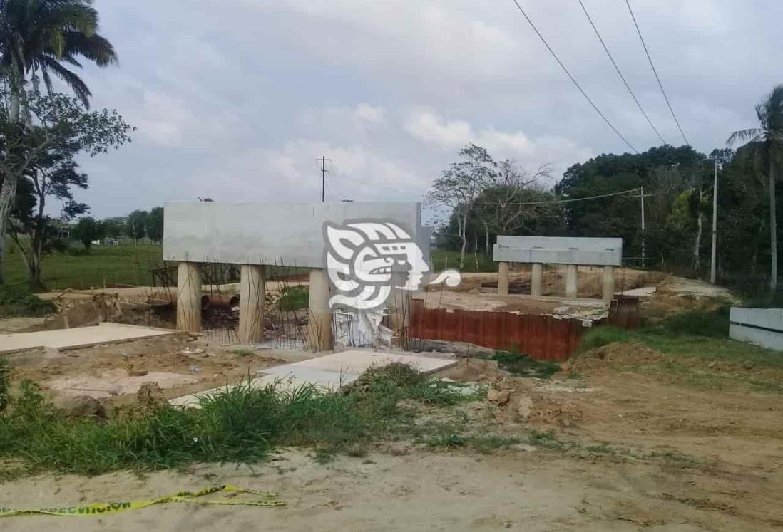 Llega otra compañía para terminar construcción del puente de La Lagunilla 