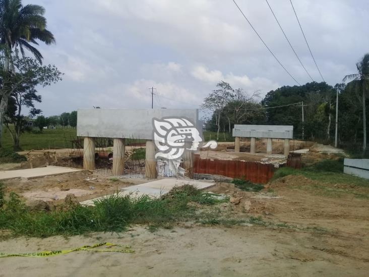 Llega otra compañía para terminar construcción del puente de La Lagunilla 