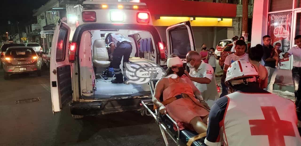 Indigente agrede a una dama en calles de Minatitlán