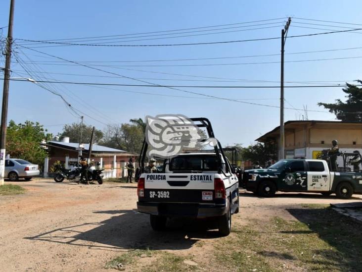 Ataque armado a vivienda y enfrentamiento en Acayucan; detienen a dos