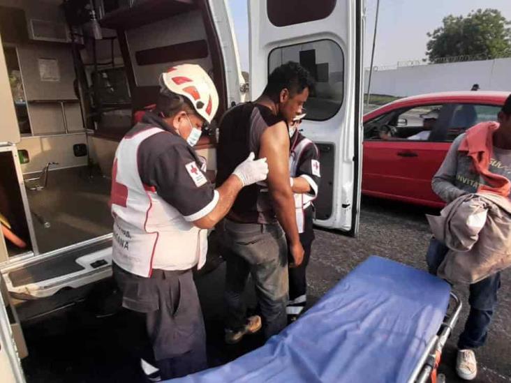 Se registra accidente sobre carretera Veracruz-Xalapa; deja dos personas heridas