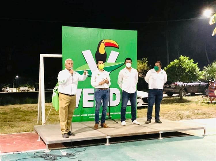 Va Claudio Trujillo por la Diputación de Coatza por el PVEM