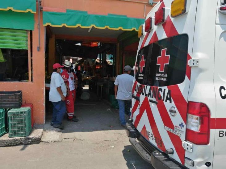 Muere hombre de un infarto en el interior del Mercado Malibrán