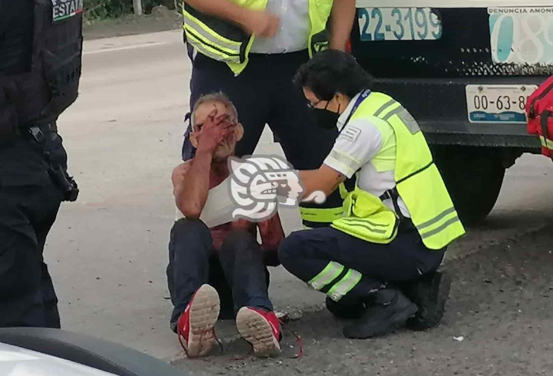 Atropellan a transeúnte sobre la autopista Cosoleacaque-Nuevo Teapa