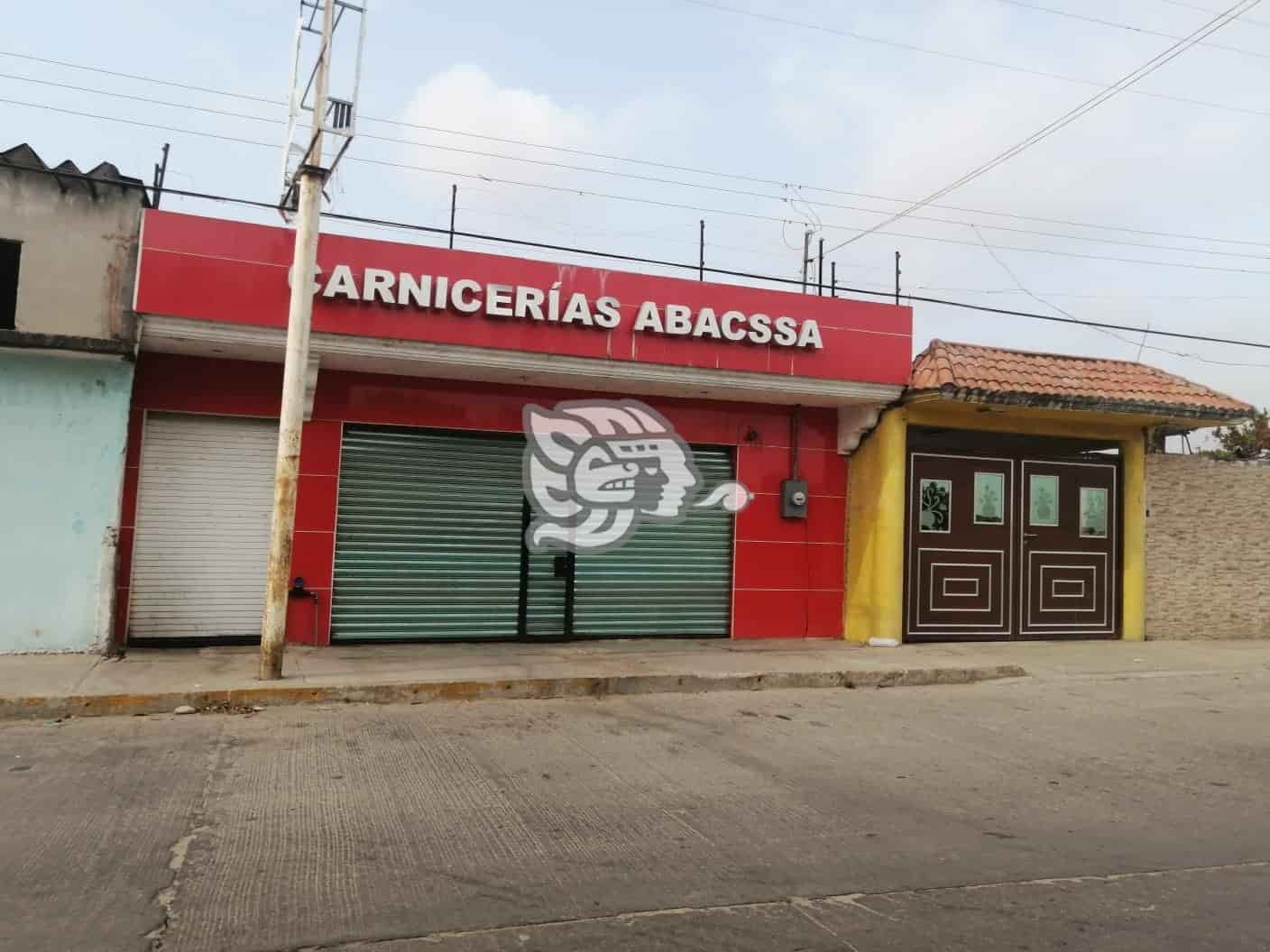 Solitario ladrón asalta una carnicería en Nanchital