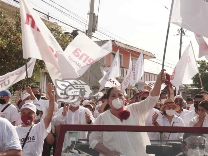 Es tiempo de las mujeres, Nena de la Reguera