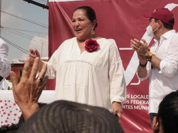 Es tiempo de las mujeres, Nena de la Reguera