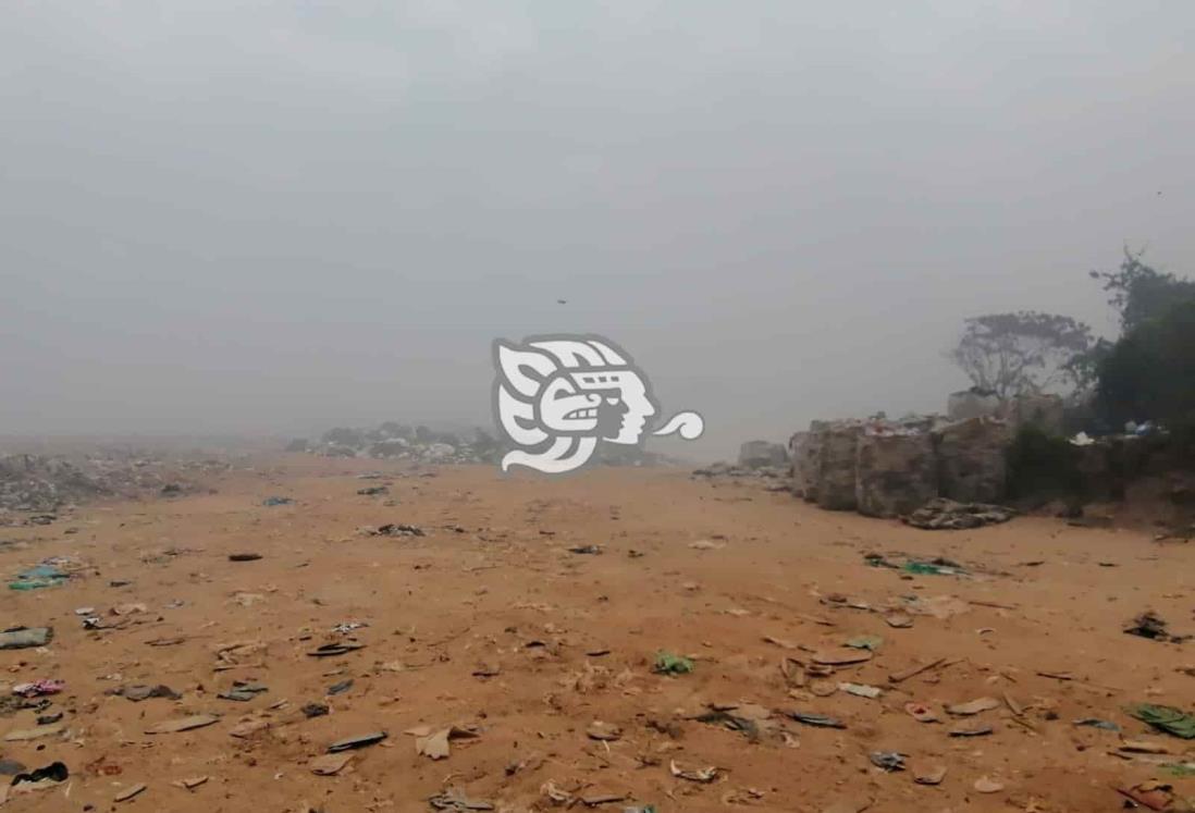 Olor a basura quemada afecta ciudadanos de Nanchital