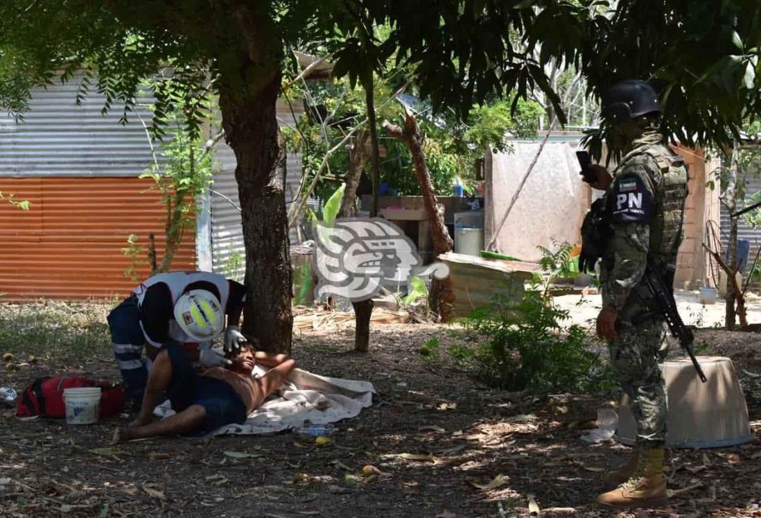 Tras riña, hieren en el cuello a albañil acayuqueño