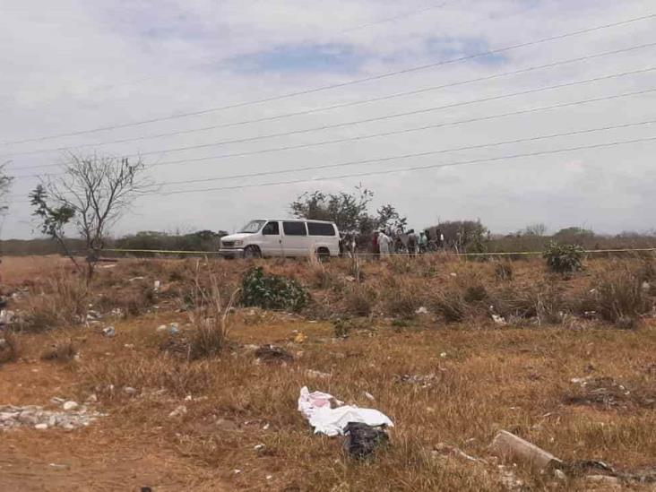 Hallan a mujer asesinada a las afueras del fraccionamiento Valle Alto