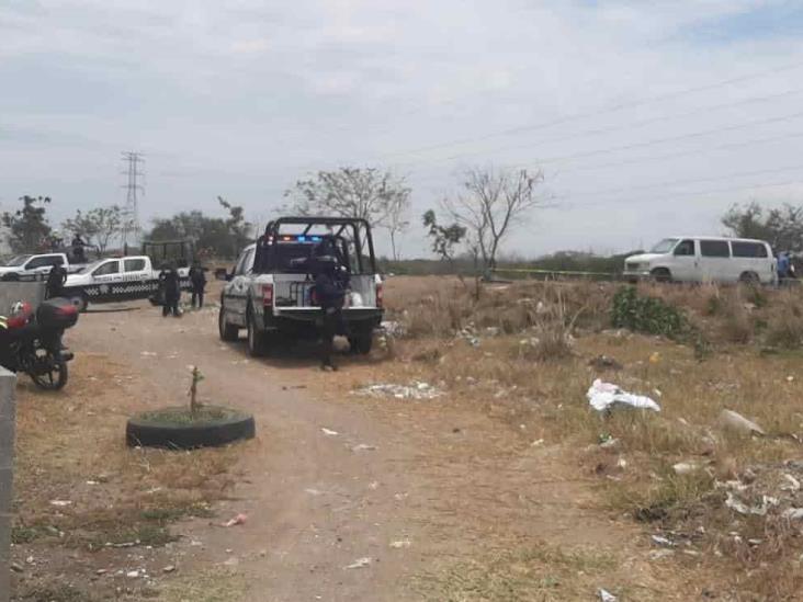 Hallan a mujer asesinada a las afueras del fraccionamiento Valle Alto