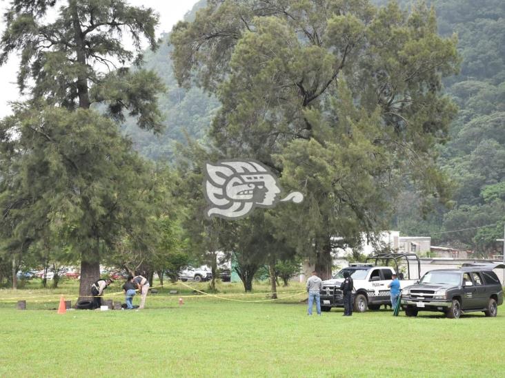 Sicarios acribillan a hombre en Huiloapan y burlan a fuerzas policiales