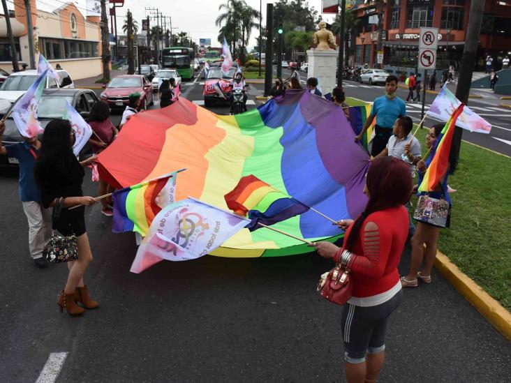 Realizan séptima Caravana LGBTTTIQ+ en Orizaba