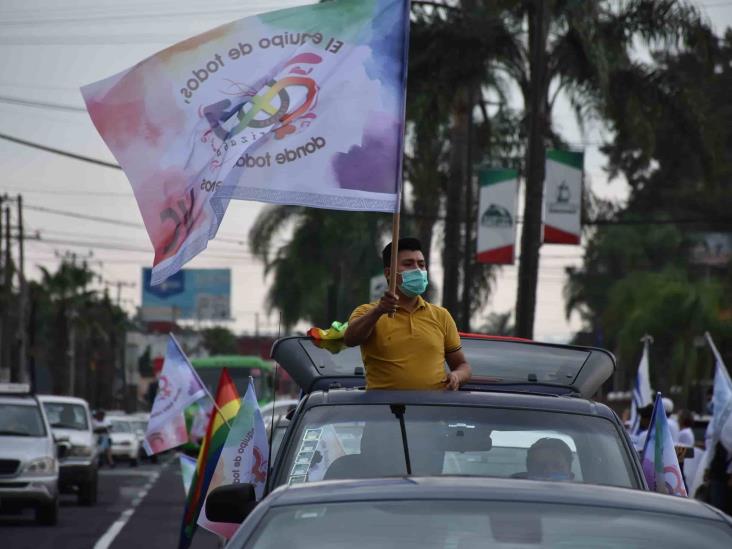 Realizan séptima Caravana LGBTTTIQ+ en Orizaba