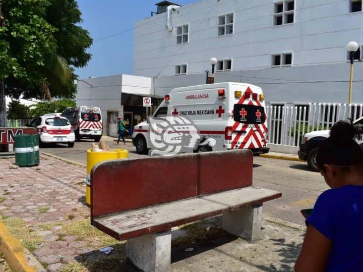 Tras aparatoso accidente, joven se encuentra delicada en el Gómez Farías
