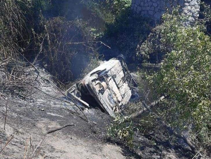 Pierde el control y salta de la unidad en Puente Estanzuela