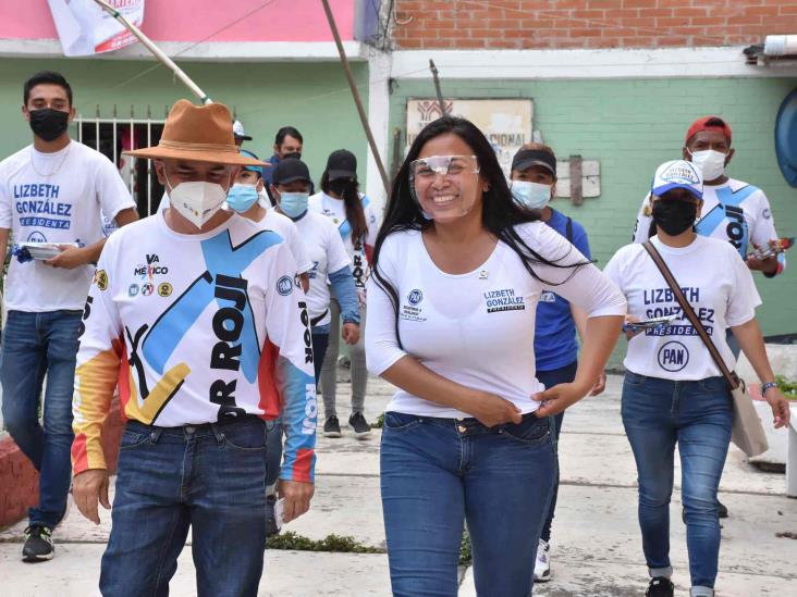 Lizbeth González propone creación de polideportivo Cidosa, en Río Blanco