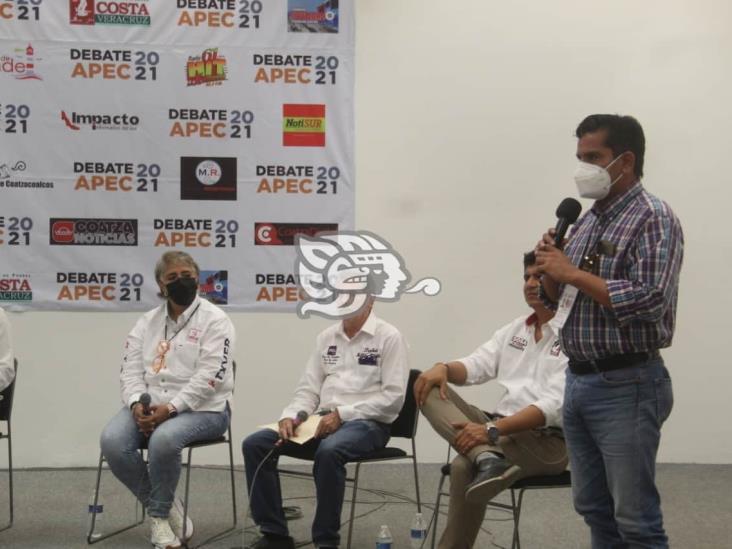 Con inasistencias, debaten candidatos por la alcaldía de Coatzacoalcos