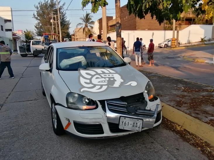 Choque y volcadura en la Petrolera de Coatzacoalcos; 6 lesionados