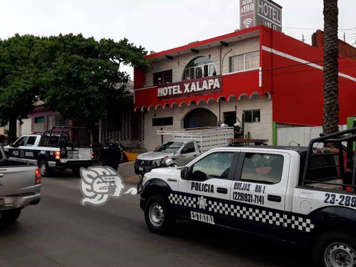 Se registra intensa movilización tras supuesto secuestro virtual en Hotel Xalapa